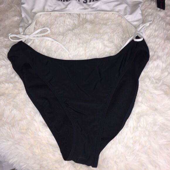 NWOT High Leg One Piece Swimsuit Sz 11/13 Black White Spring Break Swim - Picture 7 of 12
